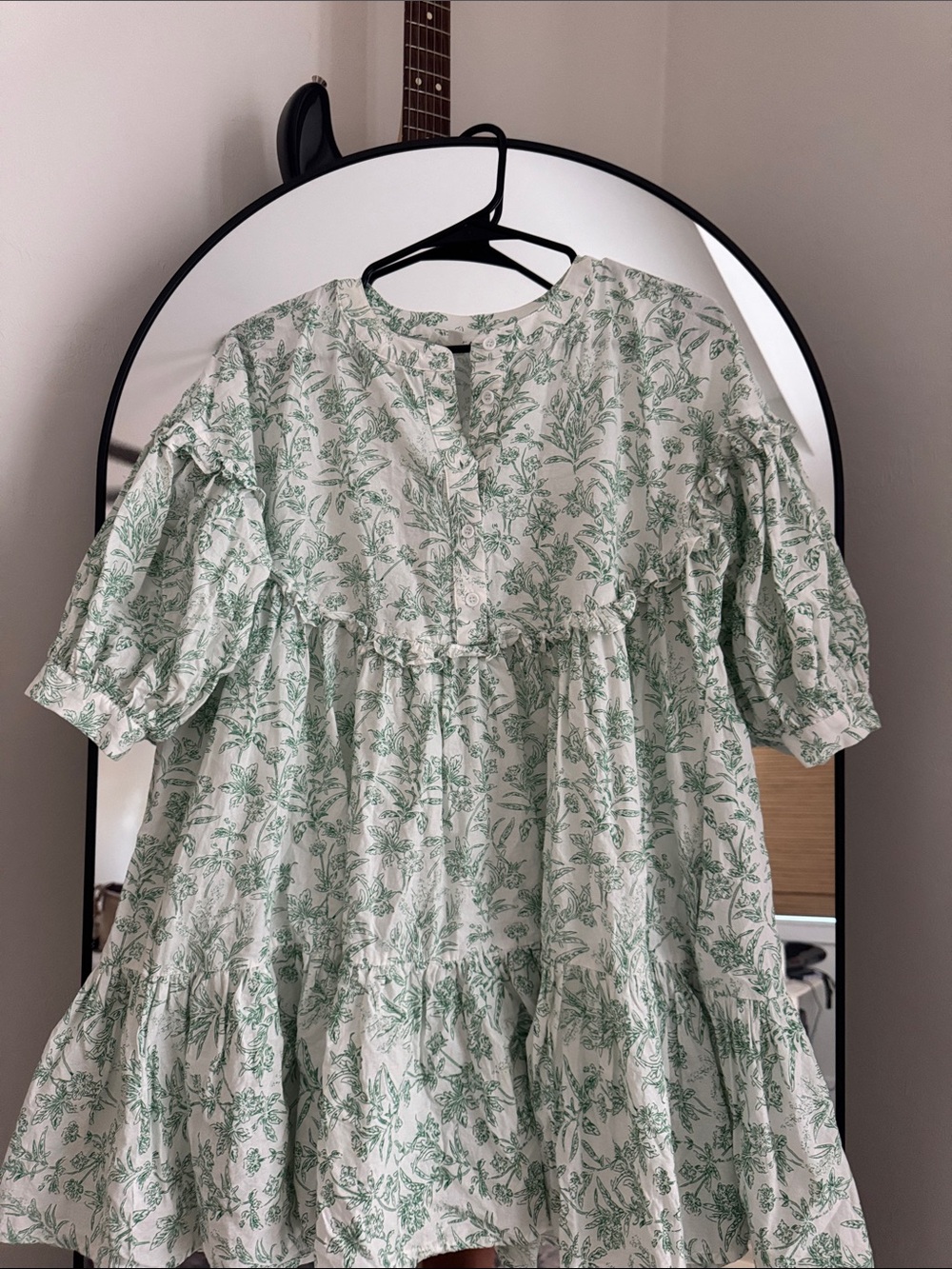 BUCKETLIST White and Green Floral Tiered Dress